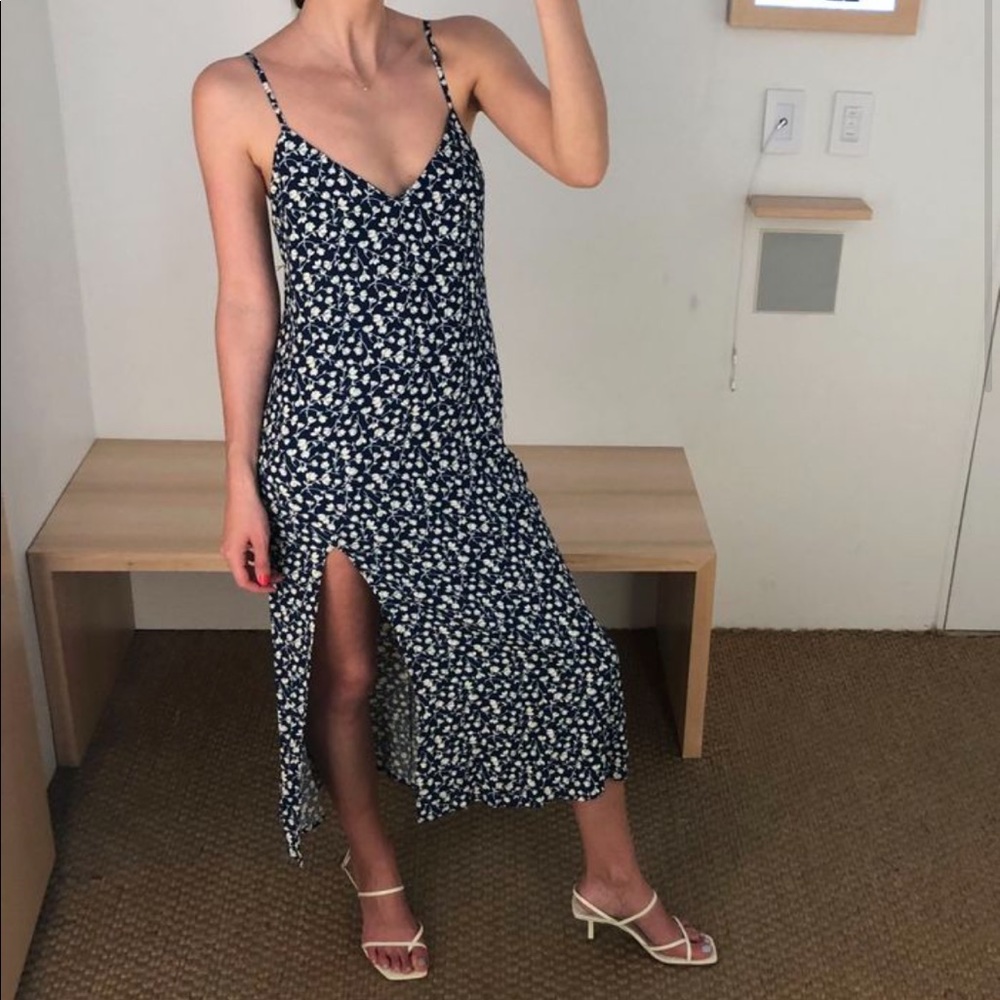 Reformation MIDI blue floral dress - Picture 2 of 5